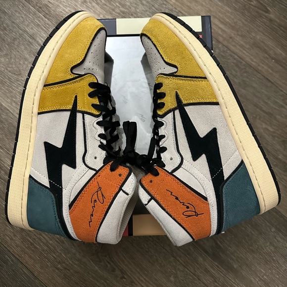 Air Kiy '85 Hi Sneakers - Coral Cerulean Mustard